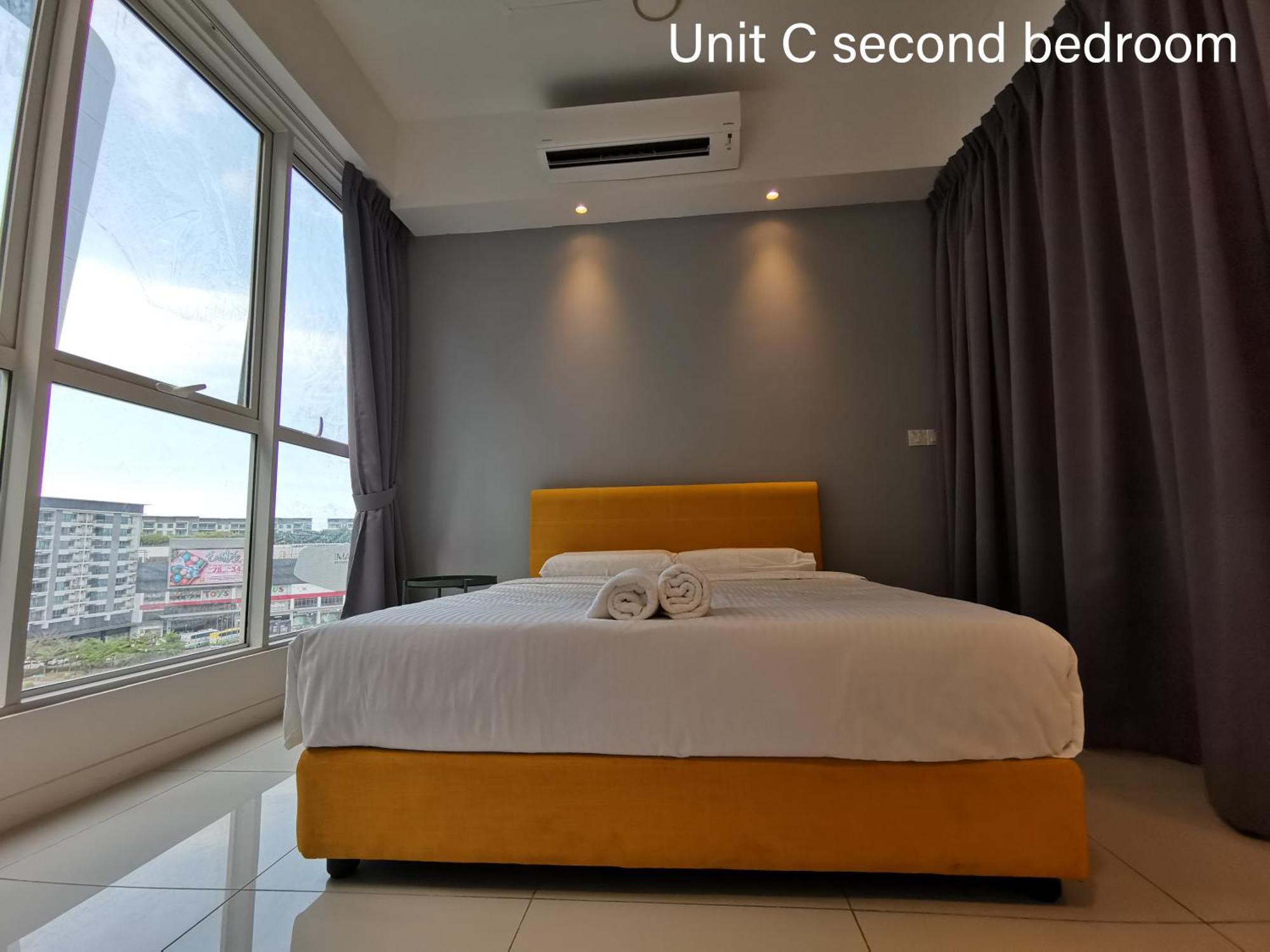 Jc @ Sutera Avenue Apartment *
