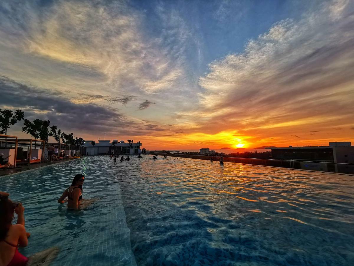 Jc @ Sutera Avenue Apartment